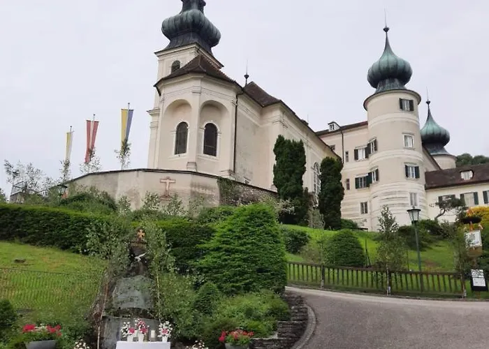 Urlaub In Schlossnaehe Artstetten